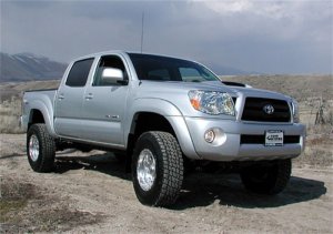 Toyota Tacoma Suspension Lift Kit - Tuff Country - 3in with SX6000 Shocks - `05-`23